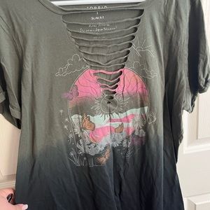 Plus size butterfly tee 🦋